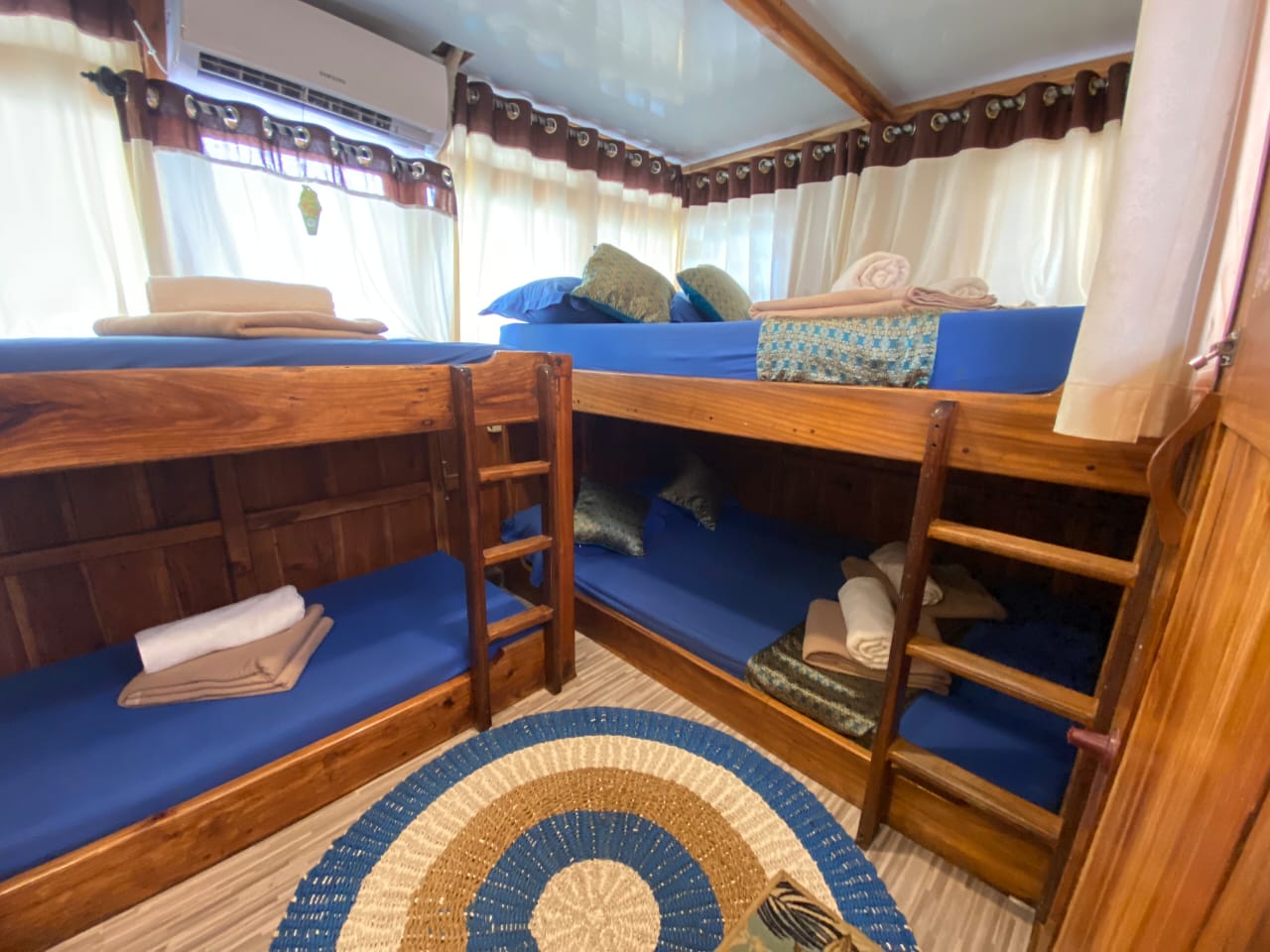 Komodo boat tour